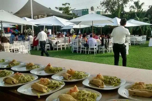 Catering — Dos Hermanos, Jiutepec