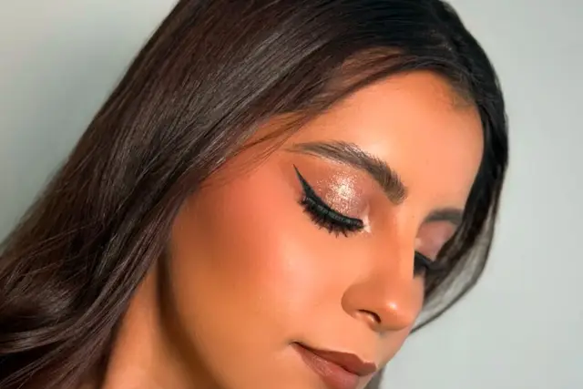 Maquillaje y Peinado — Karen Medina Studio, Metepec
