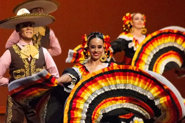 Entretenimiento para bodas en Ciudad de México — Contradanza Mexico, Ciudad de México