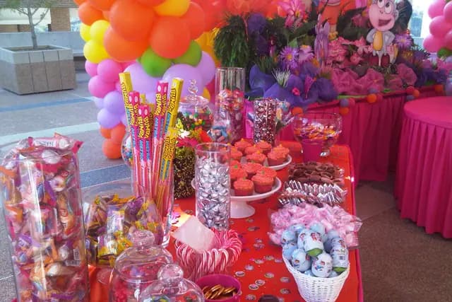 Catering — The Candy Bar Factory,