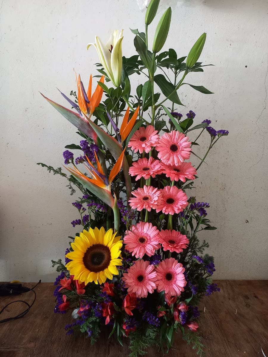 Foto de Entre Pétalos - Arte y Diseño Floral