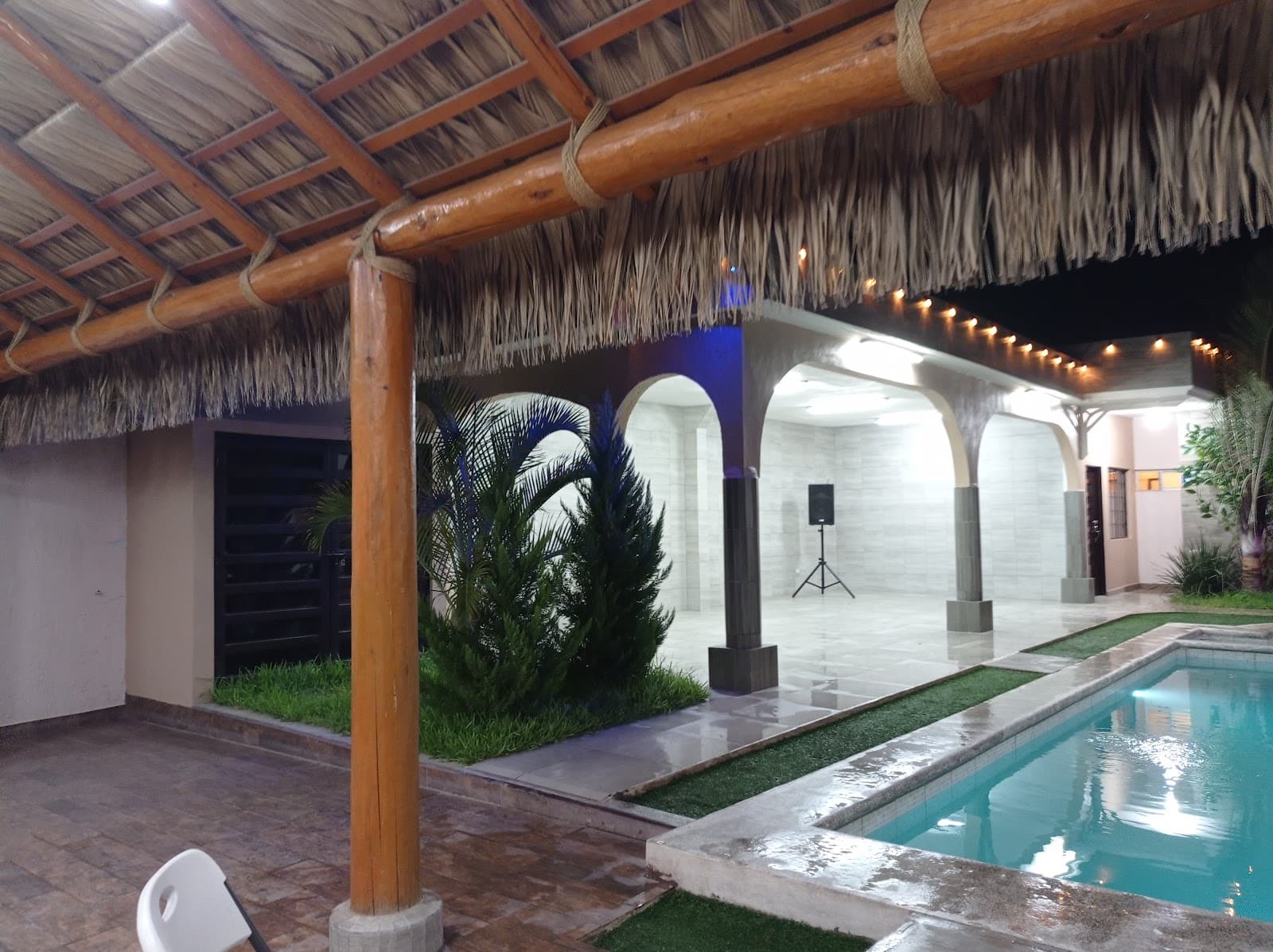 Venues — Salon los Laureles, La Paz