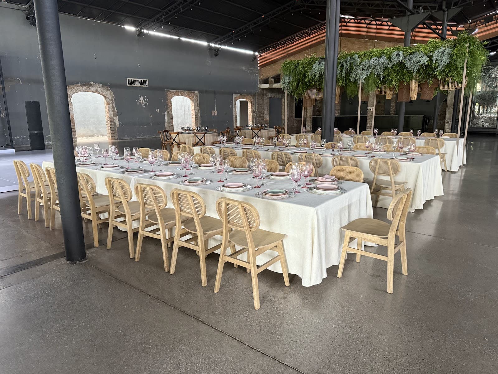 Foto de Kipali Mobiliario para Eventos