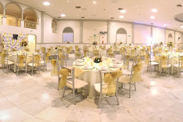 Venues — El Gran Salón, Santa Catarina