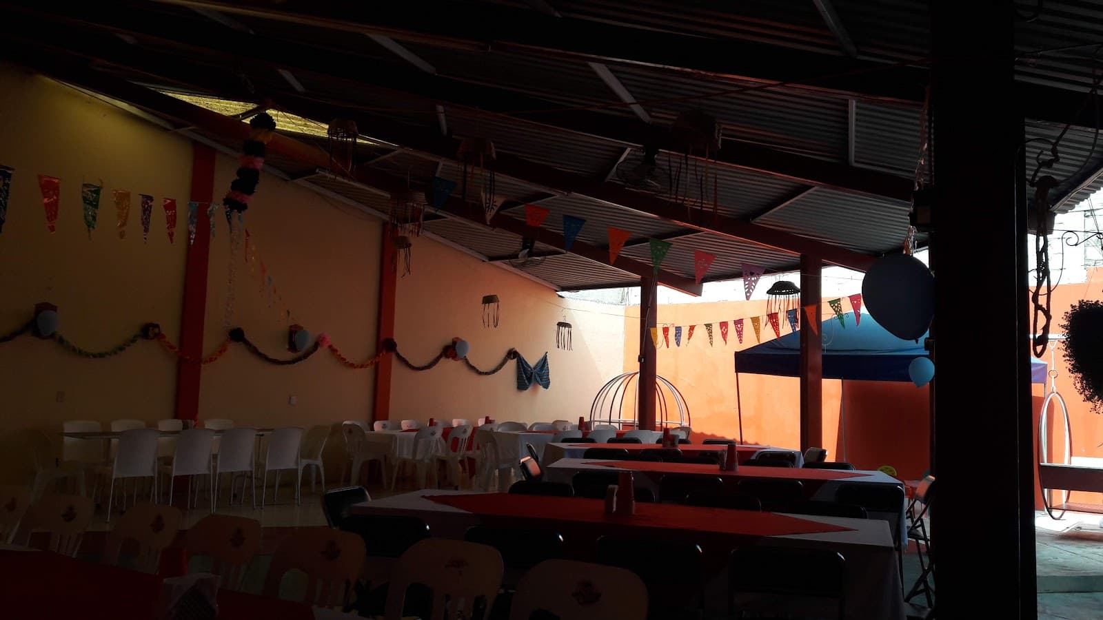 Venues — Salón Yumká,