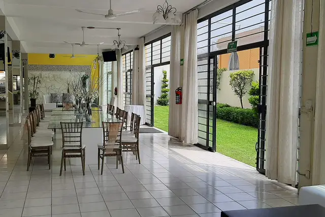 Venues — Salon Y Jardin Princess,