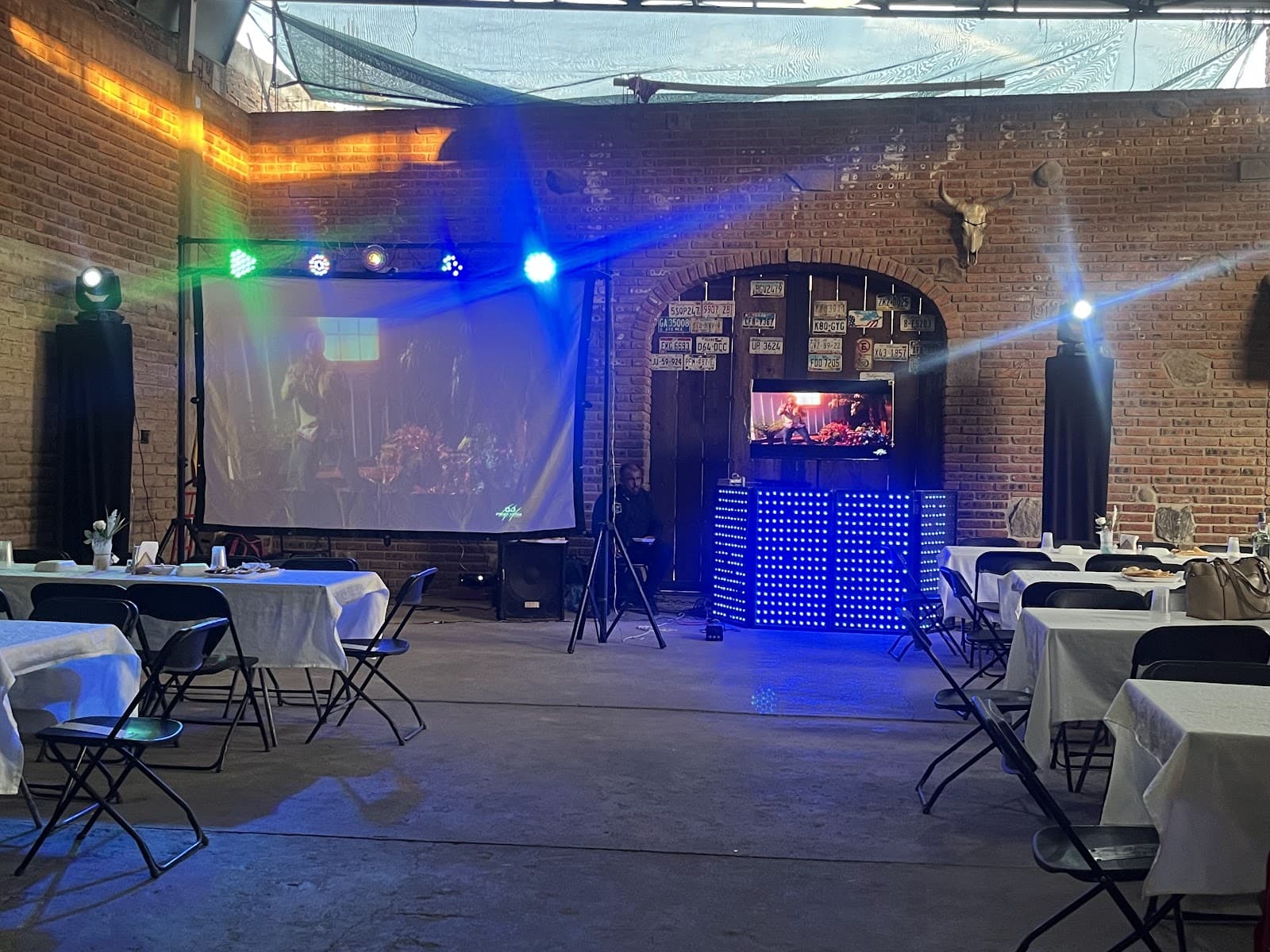 Venues — Salón La Granja,