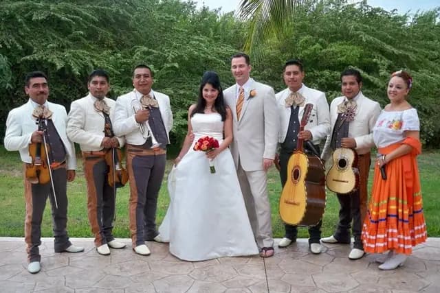 Mariachi Tierra De Arrieros — mariachi