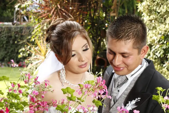 Fotografía y Video — Cadenas Estudio Fotografico, Uruapan
