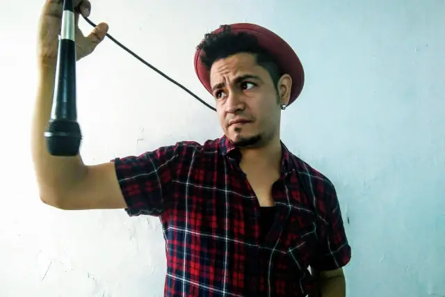 Entretenimiento — Uriel Delgado,