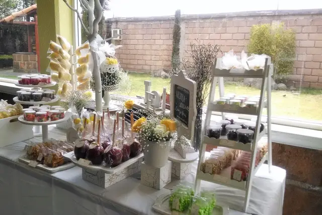 Catering — Tita Diseno,