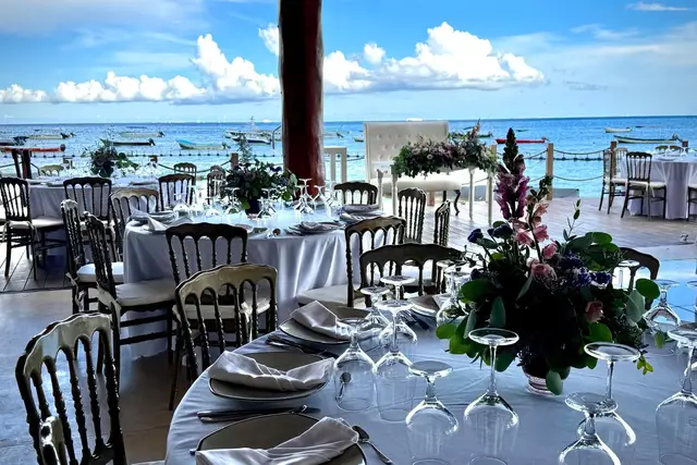 Decoración y Flores para bodas en Playa del Carmen — Marsala, Playa del Carmen