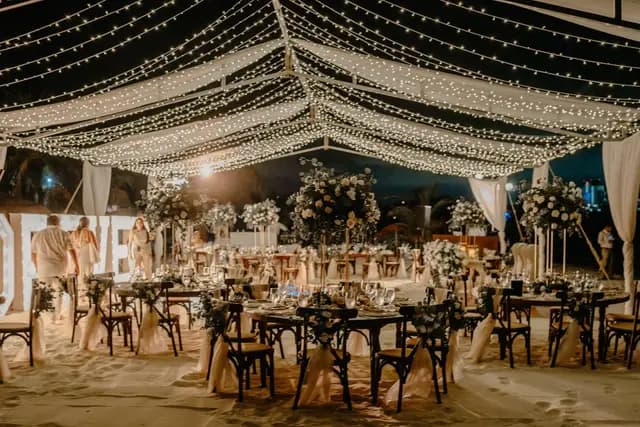 Decoración y Flores para bodas en Cancun — Flores Y Mas, Cancún