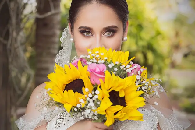 Alex Rouge — maquillaje y peinado para novia (2)