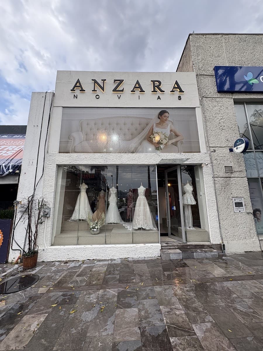 Foto de Anzara Novias