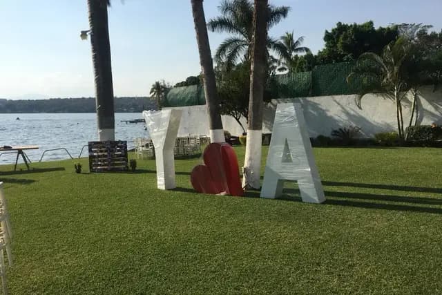 Decoración y Flores — Arte y Letras, Jiutepec