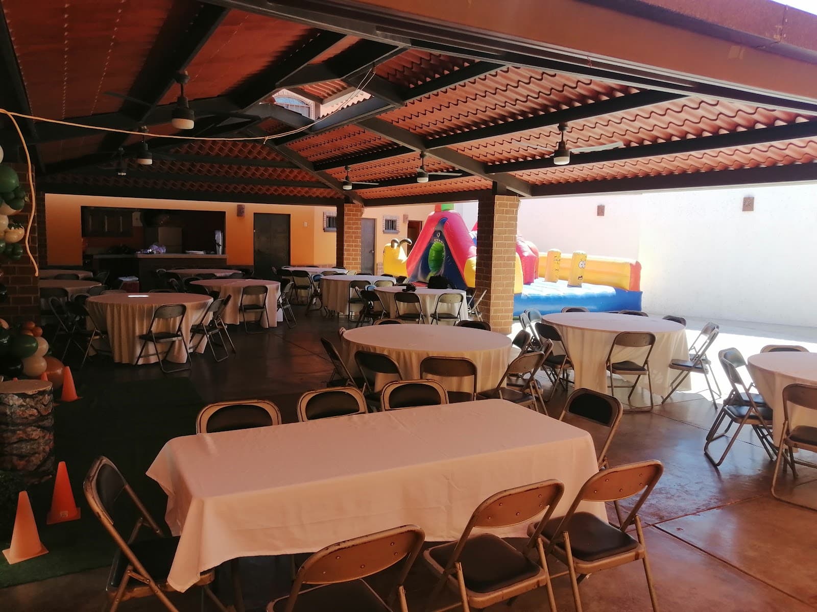 Venues — Salón El Paraje RM, La Paz
