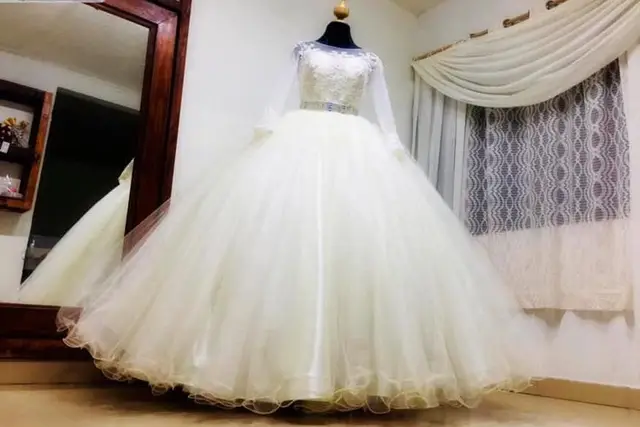Vestidos y Trajes — Vestidos Chely Canseco, Guadalajara
