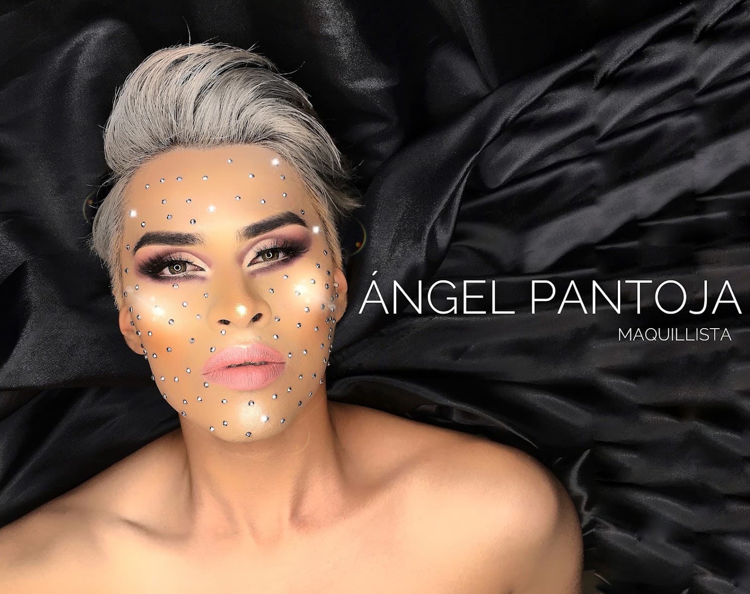 Foto de Ángel y Juan (maquillaje y peinado )