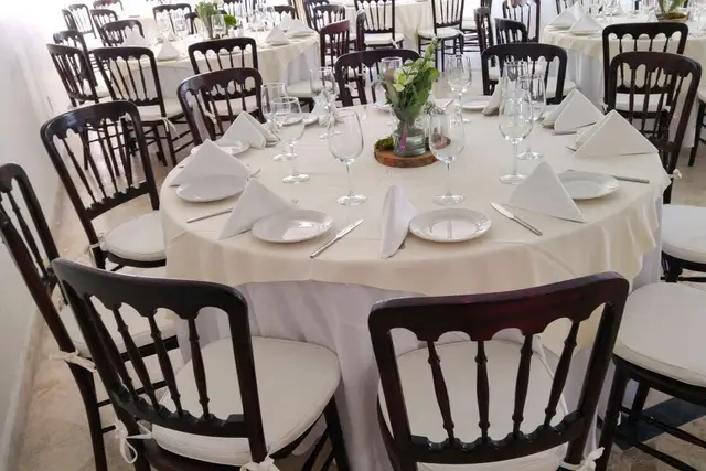 Salon Imperia — salón de eventos
