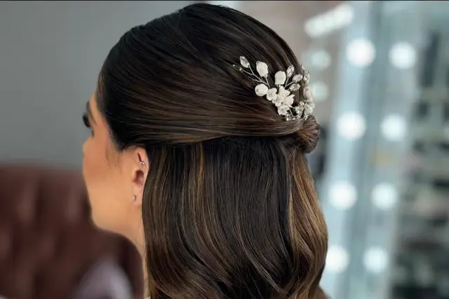 Maquillaje y Peinado — Sandy Hair Style Studio, Jiutepec