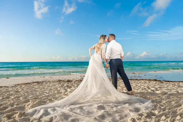 Fotografía y Video — Your Wedding Cancun, Cancún