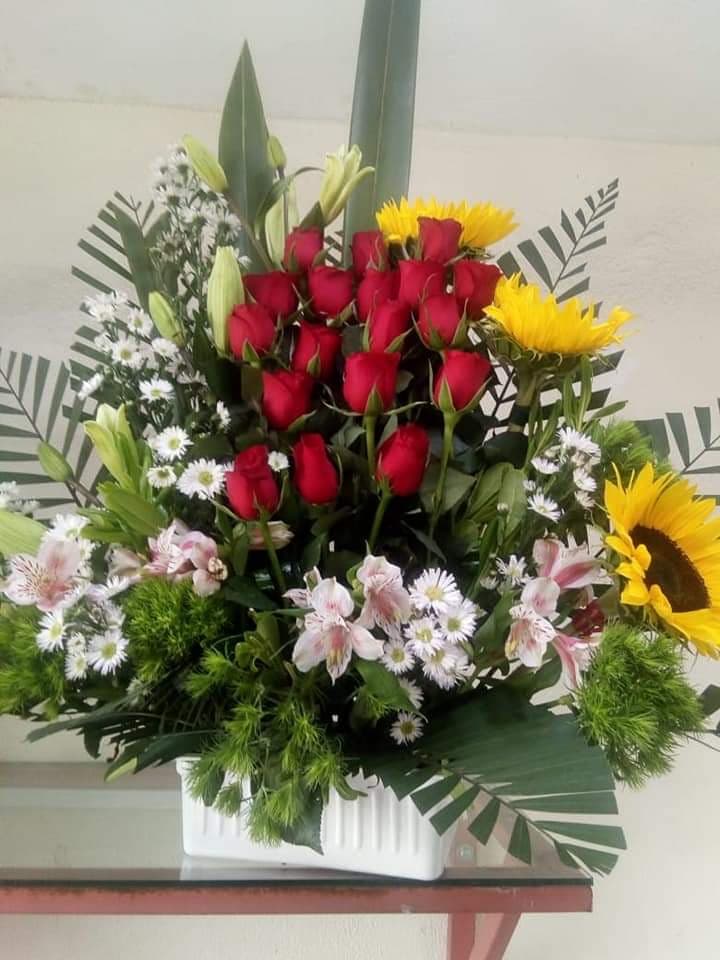 Foto de Florería Linares Cuauhtémoc