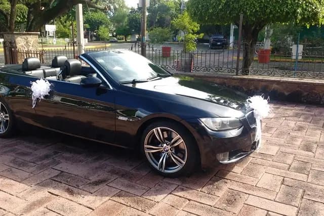 Traslado Novios — Autos Para Boda Guadalajara,
