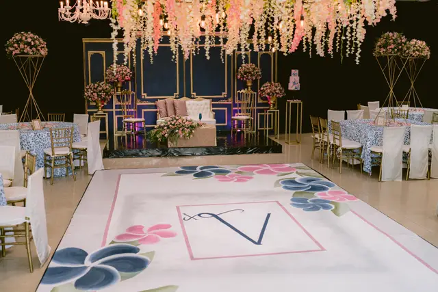 Decoración y Flores — Taller Creativo PR - Pistas de baile pintadas a mano, Poza Rica