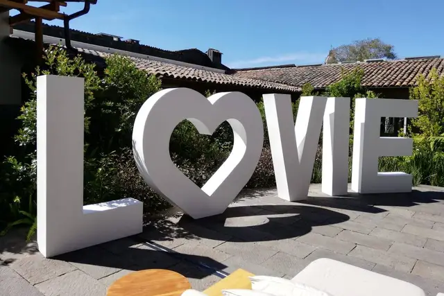 Decoración y Flores — Letras Gigantes Impressions, Ciudad de México