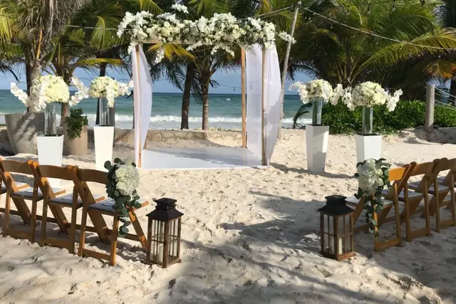 Decoración y Flores — Travelli, Cancún