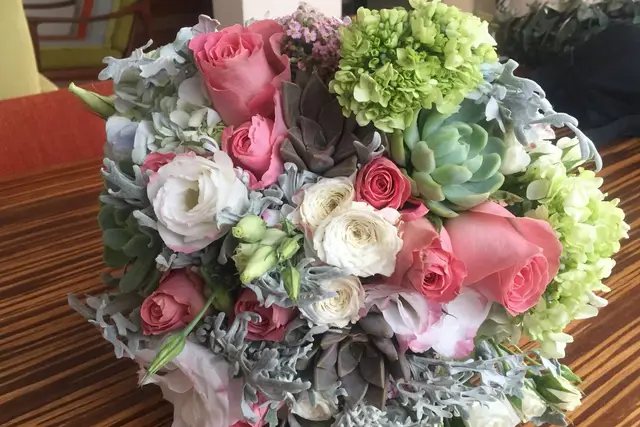 Decoración y Flores para bodas en Ciudad de México — Brunia, Ciudad de México