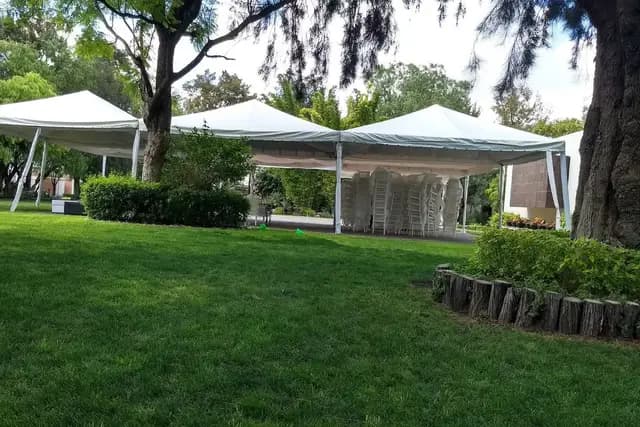 Mobiliario para bodas en San Luis Potosí — Alquiladora Montserrat, San Luis Potosí