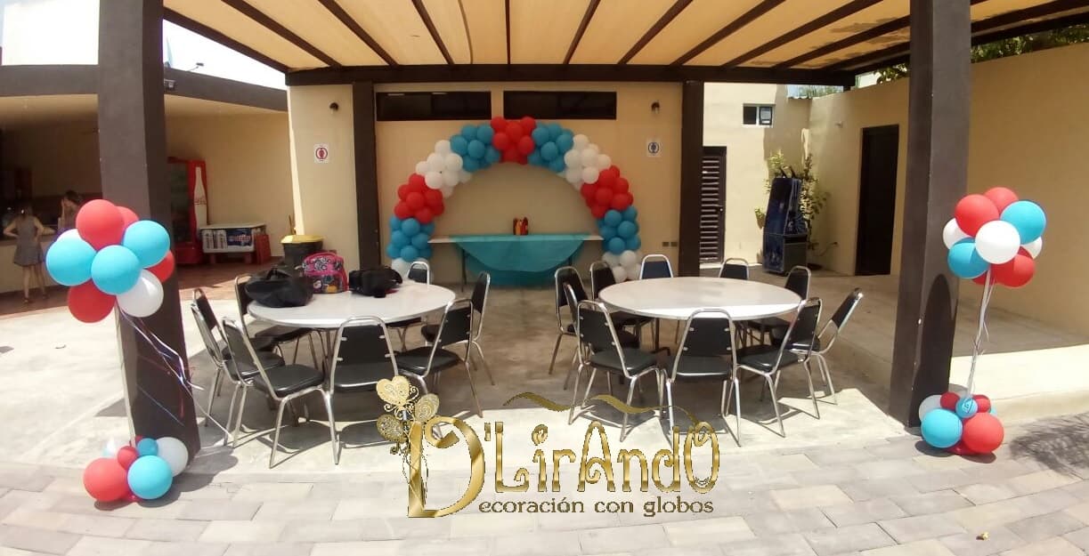 Foto de D ́LirAndo Decoración con globos