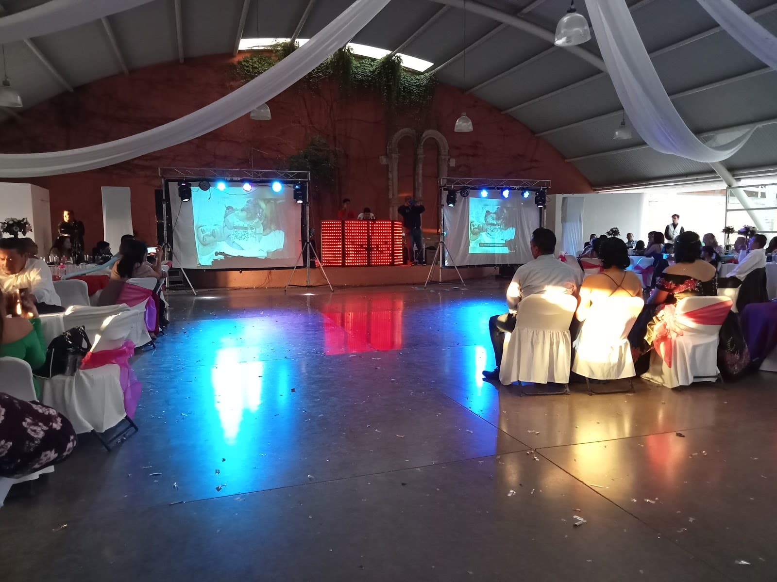 Venues — Yompi Salón de Fiestas, León