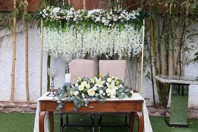 Decoración y Flores — Flor Bonita, Islita