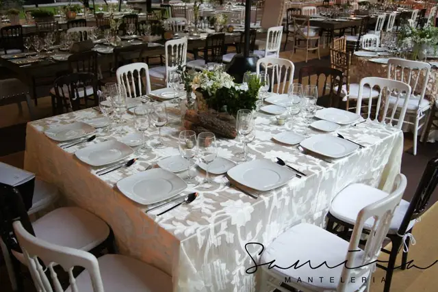 Decoración y Flores — Mantelería San Patricio, Saltillo