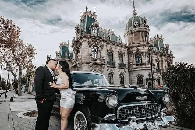 Traslado Novios para bodas en Chihuahua — Renta de Clásicos CUU, Chihuahua