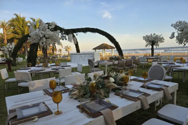 Playa Infinita Catering — catering para bodas