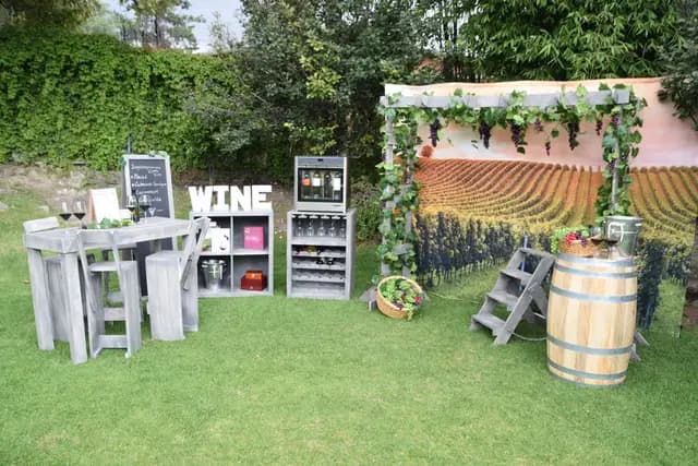 Catering — Vinos Vita,