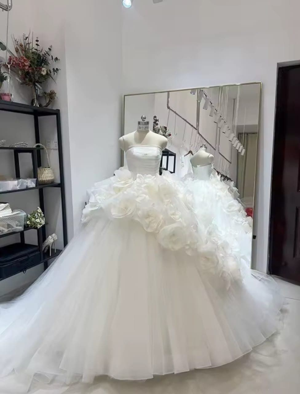 Novias Frida — Vestidos y Trajes en Ciudad de México · foto 2