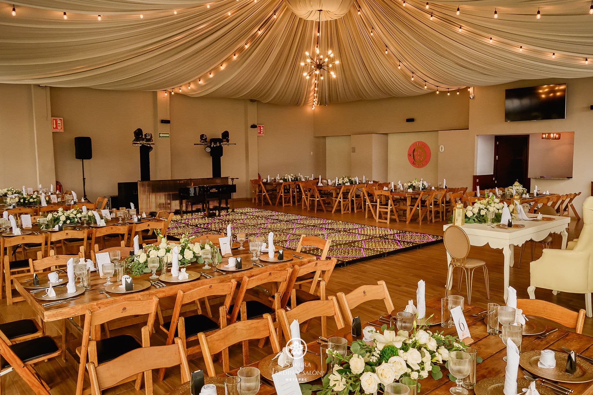 SAKURA METEPEC Jardín y Salón de eventos 5