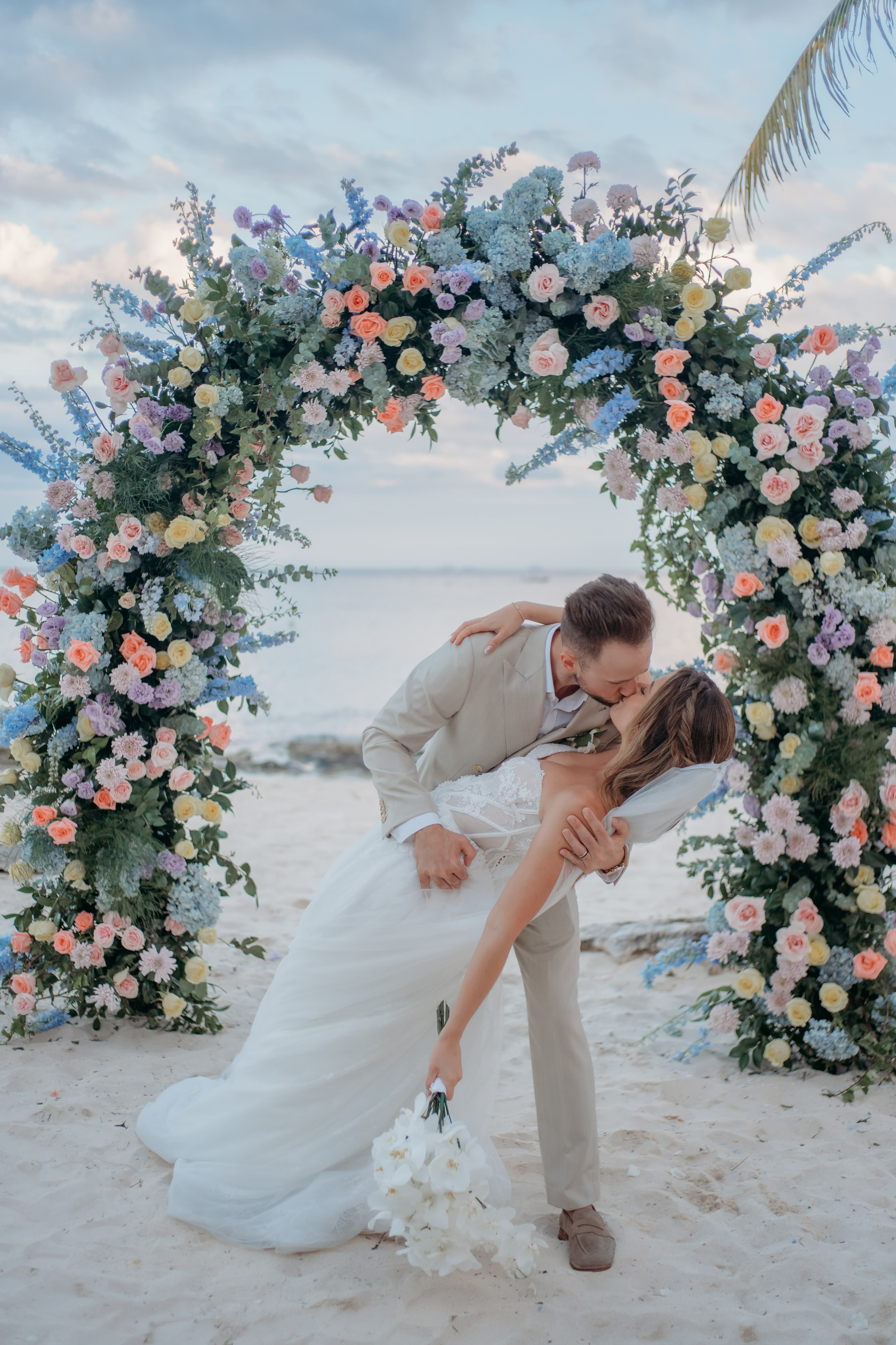 Medelin D. -Magic Dream Weddings